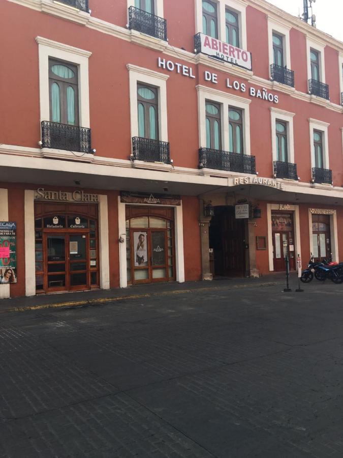 Hotel De Los Banos Pachuca Bagian luar foto