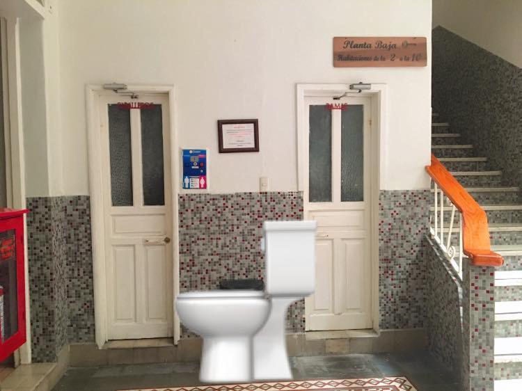 Hotel De Los Banos Pachuca Bagian luar foto