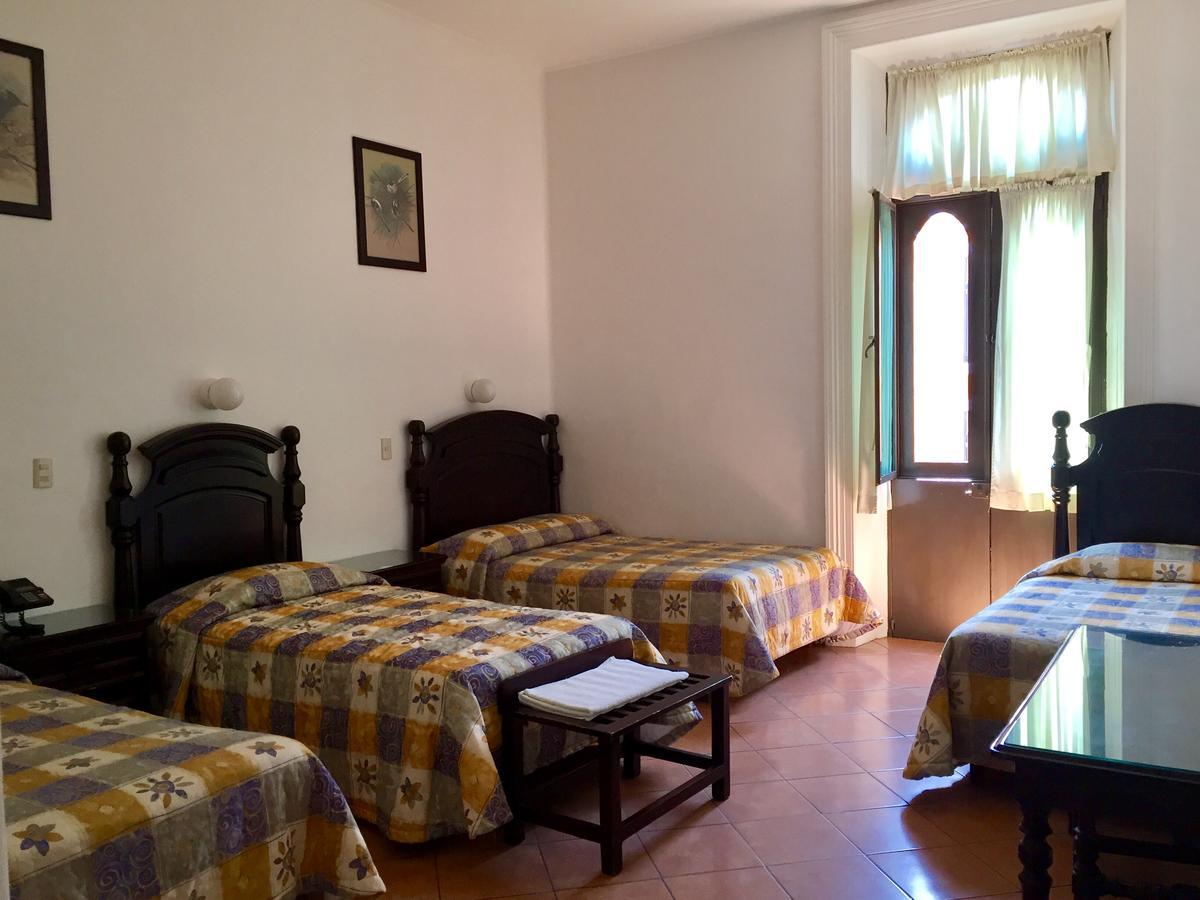 Hotel De Los Banos Pachuca Bagian luar foto