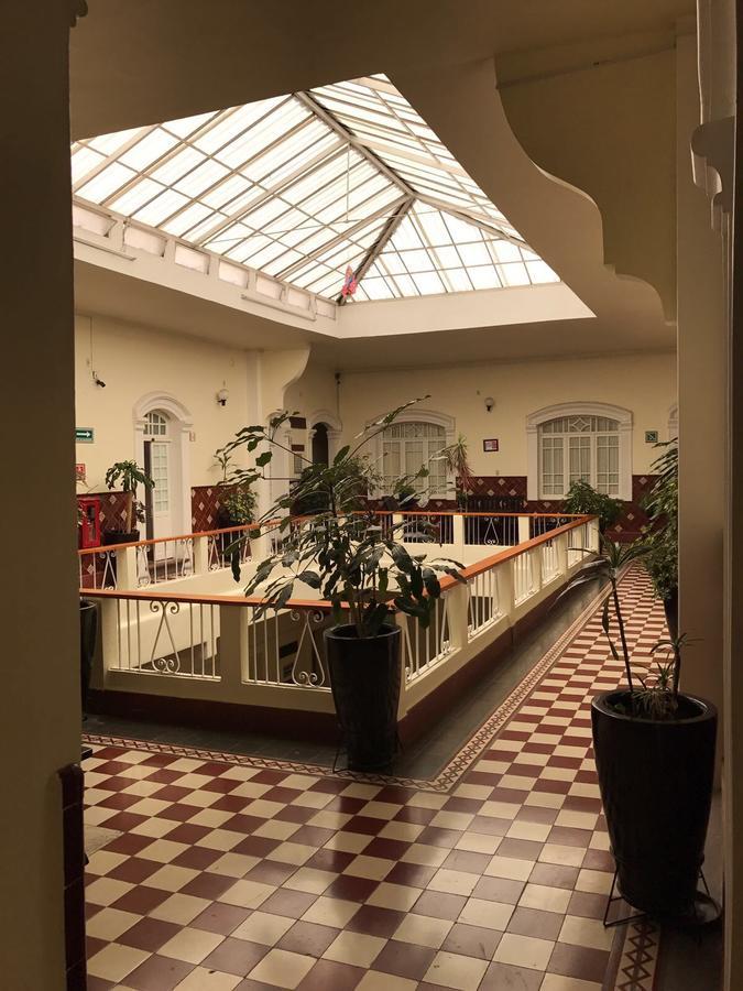 Hotel De Los Banos Pachuca Bagian luar foto